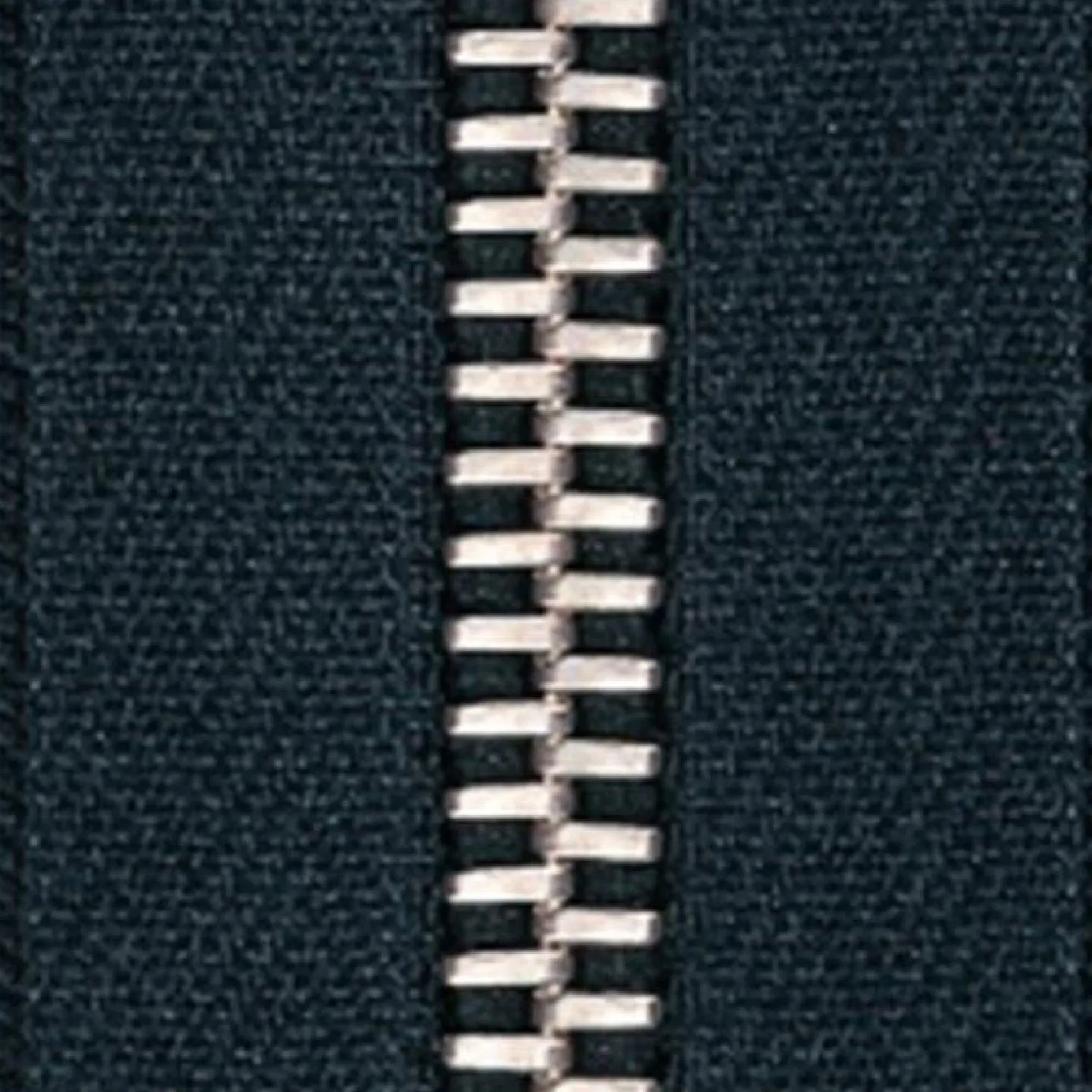 YKK EXCELLA®